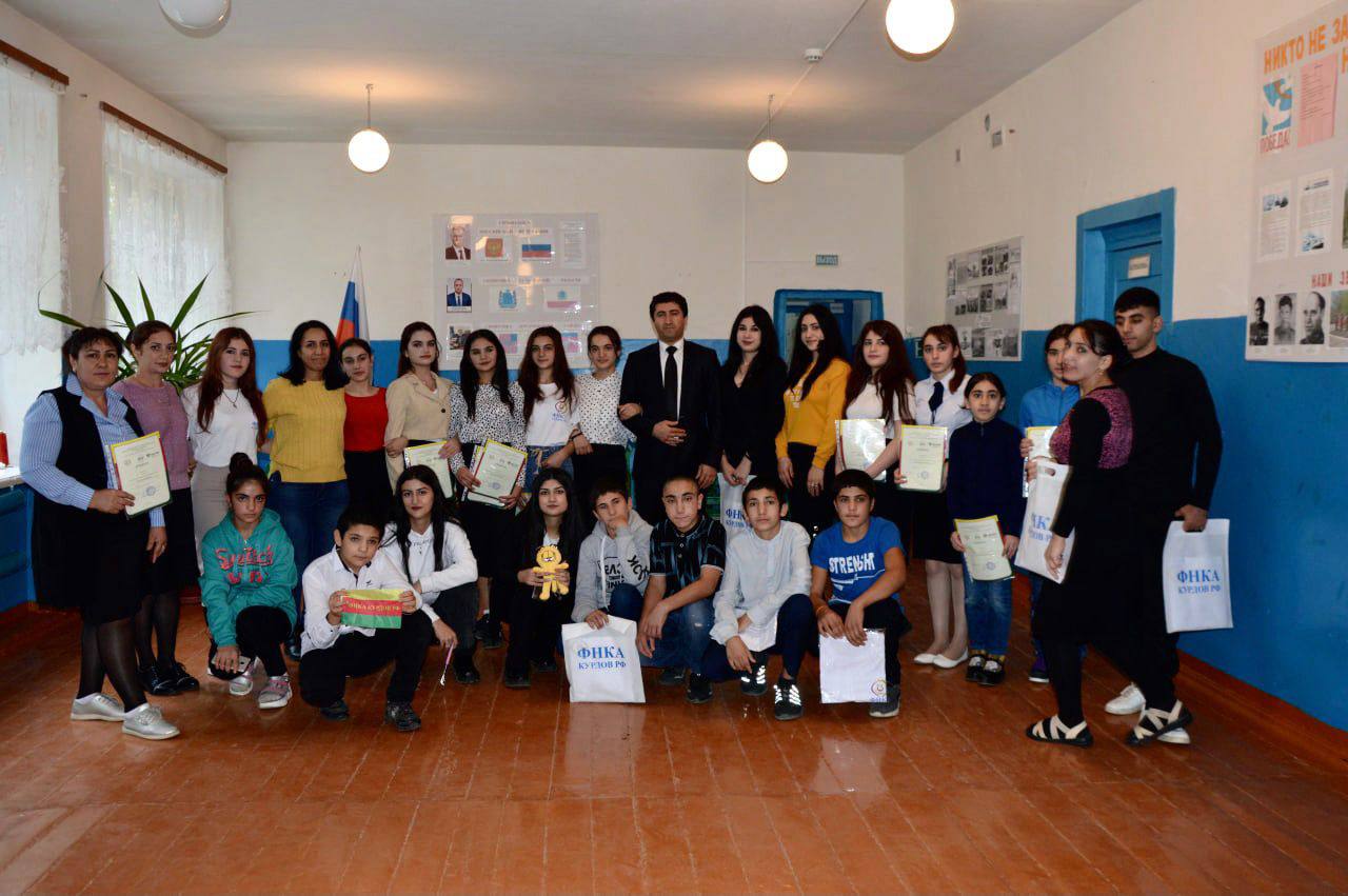 В Саратовской области наградили участников конкурса рисунков